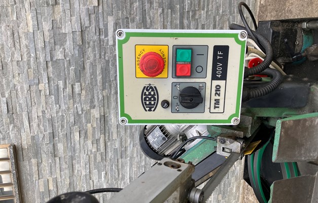 Segatrice a nastro NEBES mod.TM210N